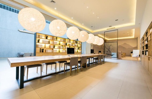 Shushan Hotel | JI Hotel 1912 Bar Street