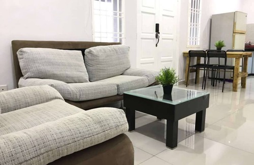 Tebrau House | JIAXIN HOMESTAY家馨民宿 - Taman JP PERDANA @Ikea,Aeon,Midvalley,AustinHightWaterPark