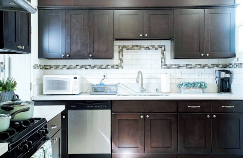 Mid Central House | Jie’s - Boutique 3B Stay near Old Town Pasadena