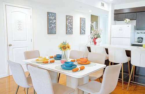 Mid Central House | Jie’s - Boutique 3B Stay near Old Town Pasadena