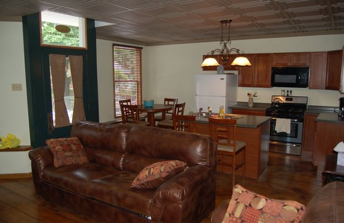 Jim Thorpe Apartment | Jim Thorpe Weekender