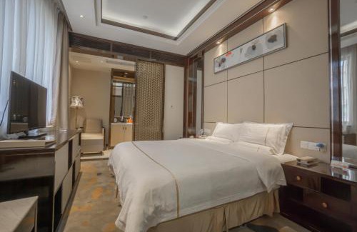 Shizhong District Hotel | Jin-Tai Holiday Hotel