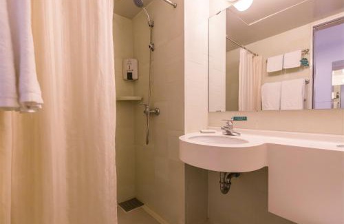 Qinhuai Qu Hotel | Jinjiang Inn Nanjing Xinjiekou West Chaotiangong Street