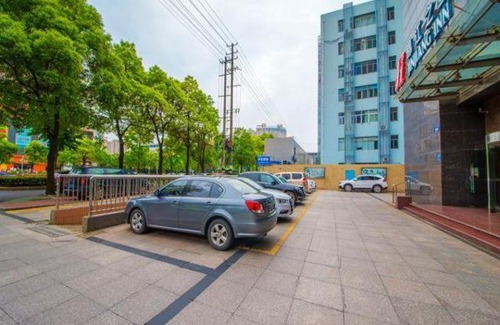Chongchuan Hotel | Jinjiang Inn Nantong Gongnong Road