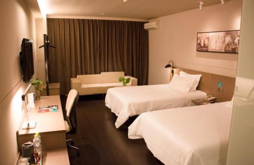 Qingxiu Hotel | Jinjiang Inn –The Mixc Subway, Nanning