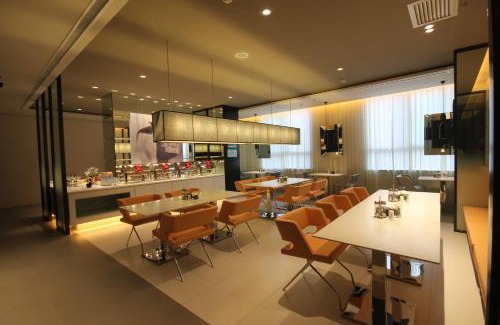 Xi'an Hotel | Jinjiang Inn Yanliang Qianjin Road City Square