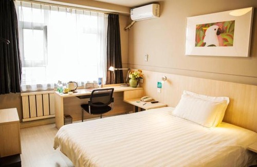 Zhanqian District Hotel | Jinjiang Inn Yingkou Railway Station Dongsheng Market