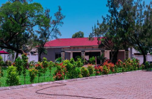 Busia Hotel | jlm hotel-busia