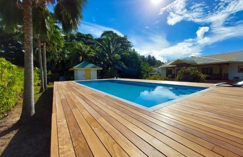 La Digue Villa | JMS Ventures Guesthouse - Private Pool