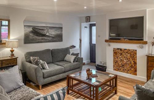 Buckie House | Jock Mcmuffin Cottage