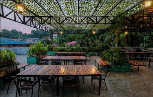 Teluk Nipah Hotel | Joe Fisherman Inn