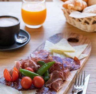 El Terreno Hotel | JOE'S GOMILA BOUTIQUE HOTEL