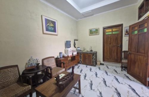 Prambanan House | Jogja Dream Tours& Homestay