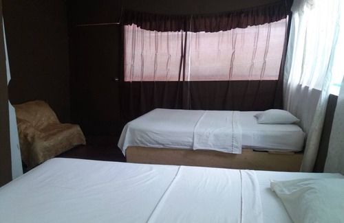 Iquitos Cabin | Johmer Expedition Tours & Lodge