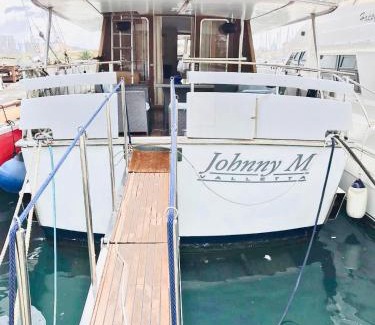 Madliena Boat Rental | Johnny M Yacht