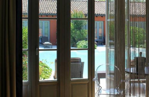 Brusaporto Hotel | Joia Hotel & Luxury Apartments RTA