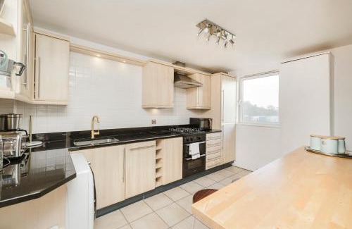Old Town Apartment | JOIVY Stylish Apartment with Balcony in Old Town