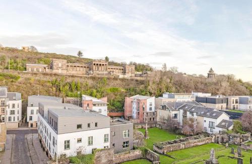 Old Town Apartment | JOIVY Stylish Apartment with Balcony in Old Town