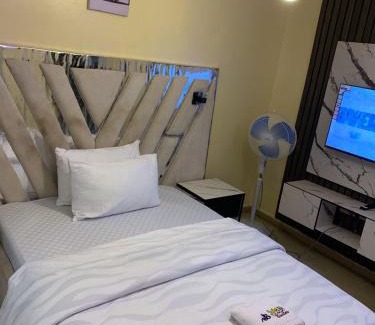 Ojokoro Hotel | Jolac Hotel And Suites