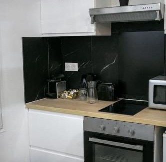 Pithiviers Apartment | Joli studio Clim & Wifi