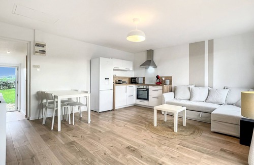 Plouescat House | Jolie maison, jardin, clim, parking *La Pommedepin