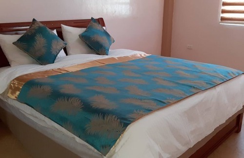 Candijay Hotel | Jones Place Hotel