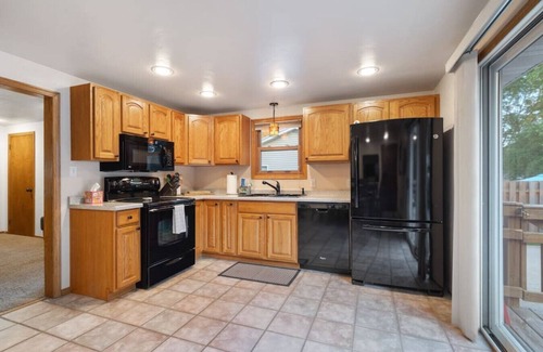 Green Bay House | Jordys Toe Tap- Lambeau Retreat!