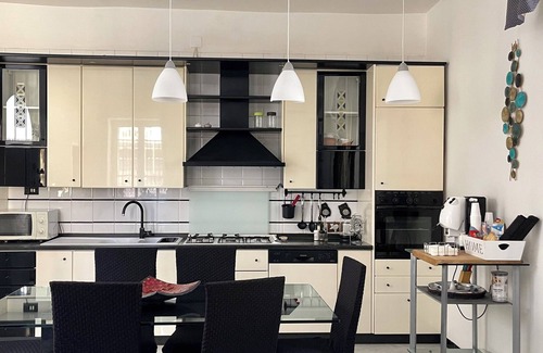Capodrise Apartment | Josephine House, a few miles from the Royal Palace of Caserta and Naples