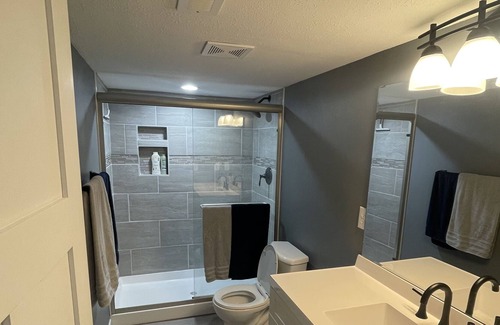 Lincoln House | Joshua’s private basement