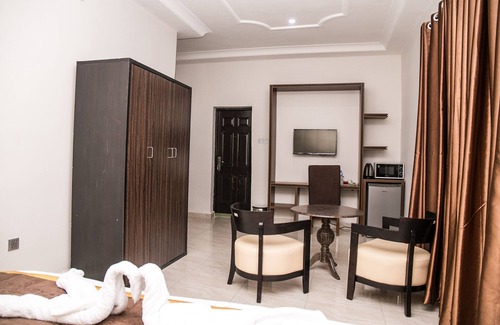 Abuja Hotel | Josto Apartment - Single Room