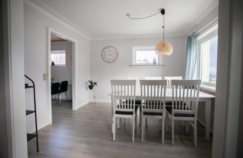 Midvagur Apartment | Jotunheim / Aparthotel / Family Friendly