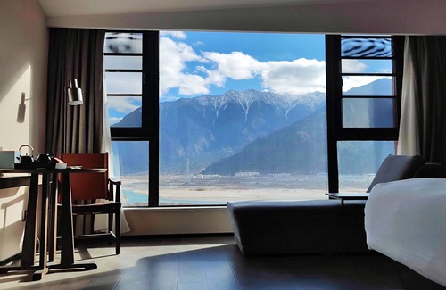 Bayi District Hotel | JOVE MOUNTAIN UrCove Nyingchi Hotel