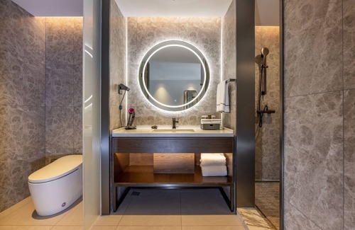 Bayi District Hotel | JOVE MOUNTAIN UrCove Nyingchi Hotel