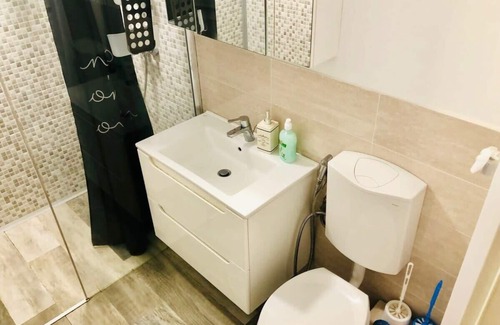 Old City Apartment | Joy City Stay Colonel Enescu 16