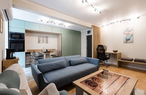 Old City Apartment | Joy City Stay Victoriei 7D-8