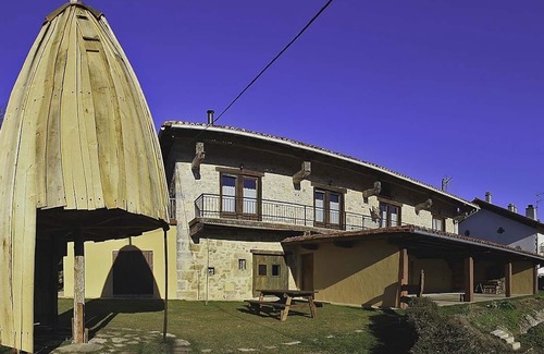 Larraun House | Juansarenea Rural Cottage