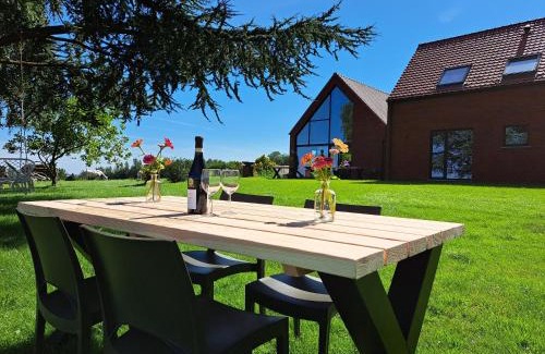 Tournai House | Jubaru