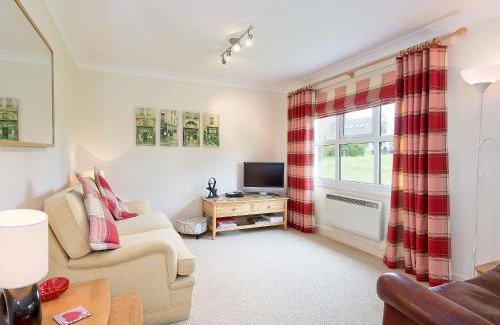 Watton House | Jubileum Lodge Uk27999