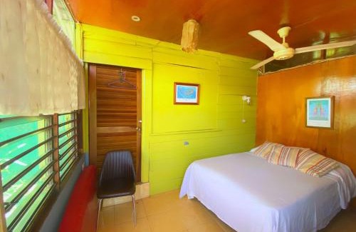 West End Hostel | Judy House Cottages And Rooms
