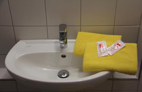 Neuenheim Hostel | Jugendherberge Heidelberg International