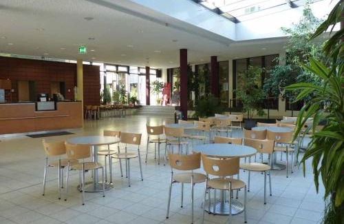 Neuenheim Hostel | Jugendherberge Heidelberg International