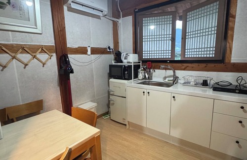 Gurye House | Jukrokjungsa hanokstay