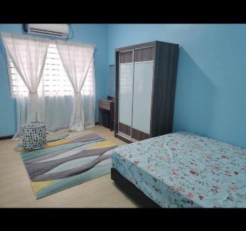 Masjid Tanah Apartment | Juliana Homestay - 1st Floor Shoplot