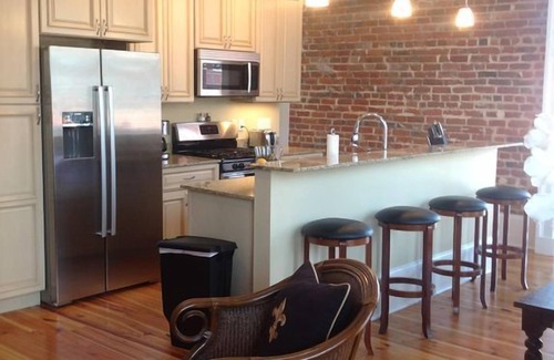 Arts/Warehouse District Condo | "Juliette" Historic & Renovated Condo with Balcony near Super Dome, Convention