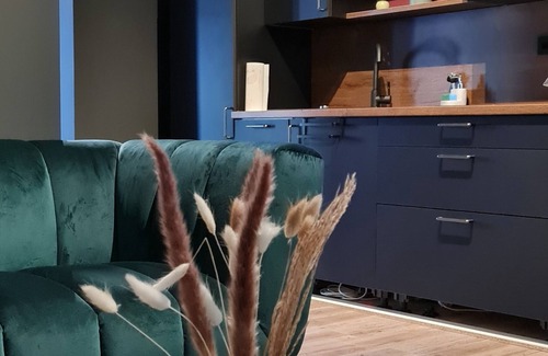 Leverkusen Apartment | juloft-Private wellness suite for couples with whirlpool, sauna & style