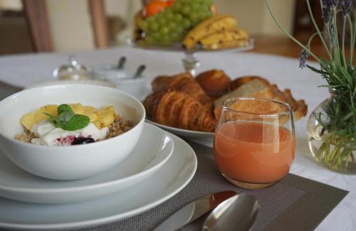 Reebok Bed & Breakfast | Julsie's Home