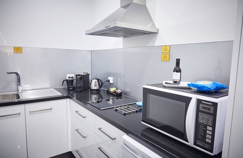 Maryborough Hotel | Junction Motel, Maryborough