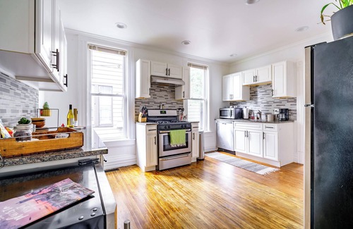 Victorian Village House | Jungle Fever
