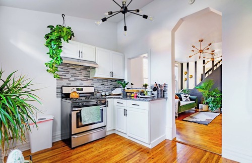 Victorian Village House | Jungle Fever