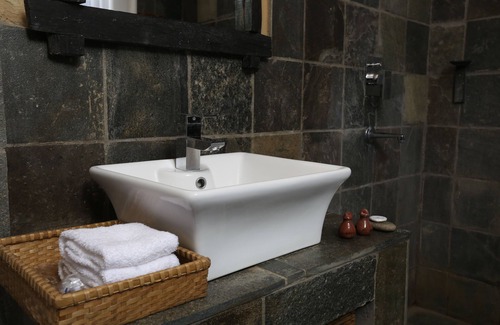 Bharatpur Hotel | Jungle Villa Resort